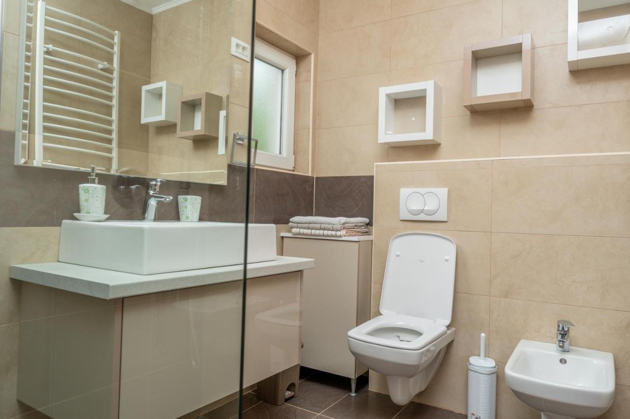 Hotel Royal Garden Nikšić Quarto foto